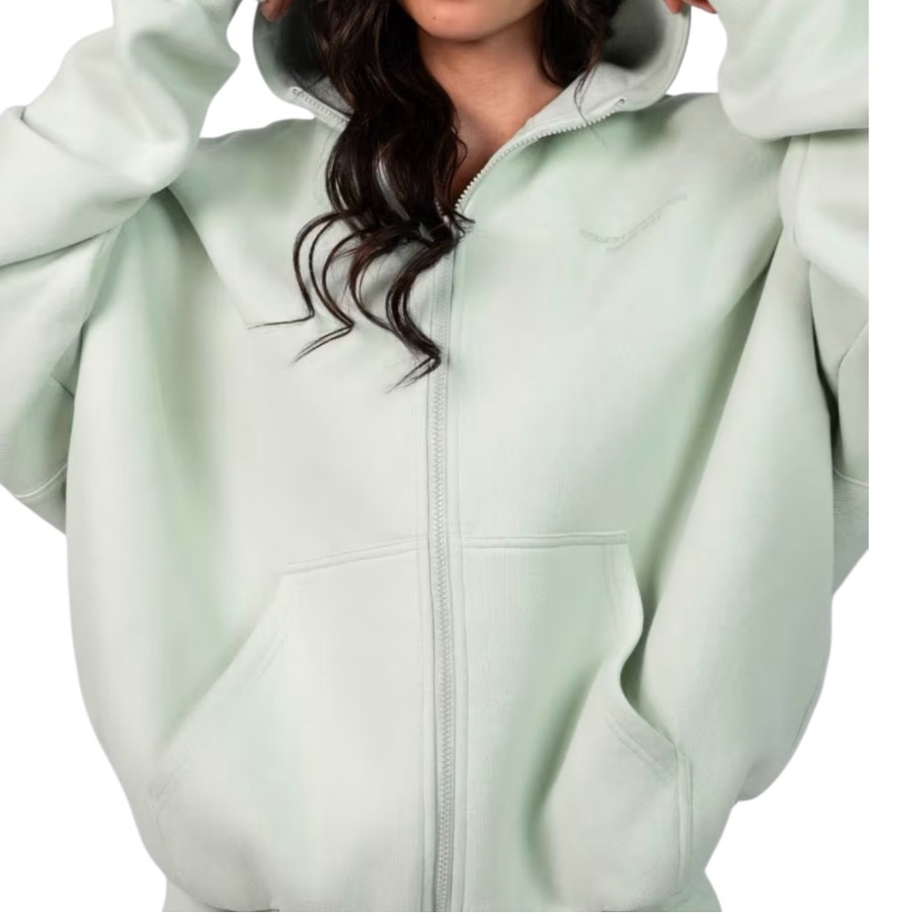 Comfrt pastel zip up hoodie, size Medium. Color Mint - Picture 3 of 6